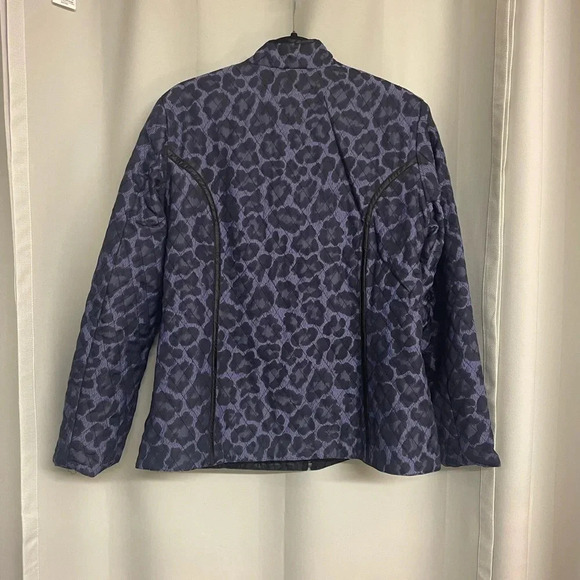 Chico’s Reversible nylon/poly jacket no tags size medium purple & black - Picture 4 of 7